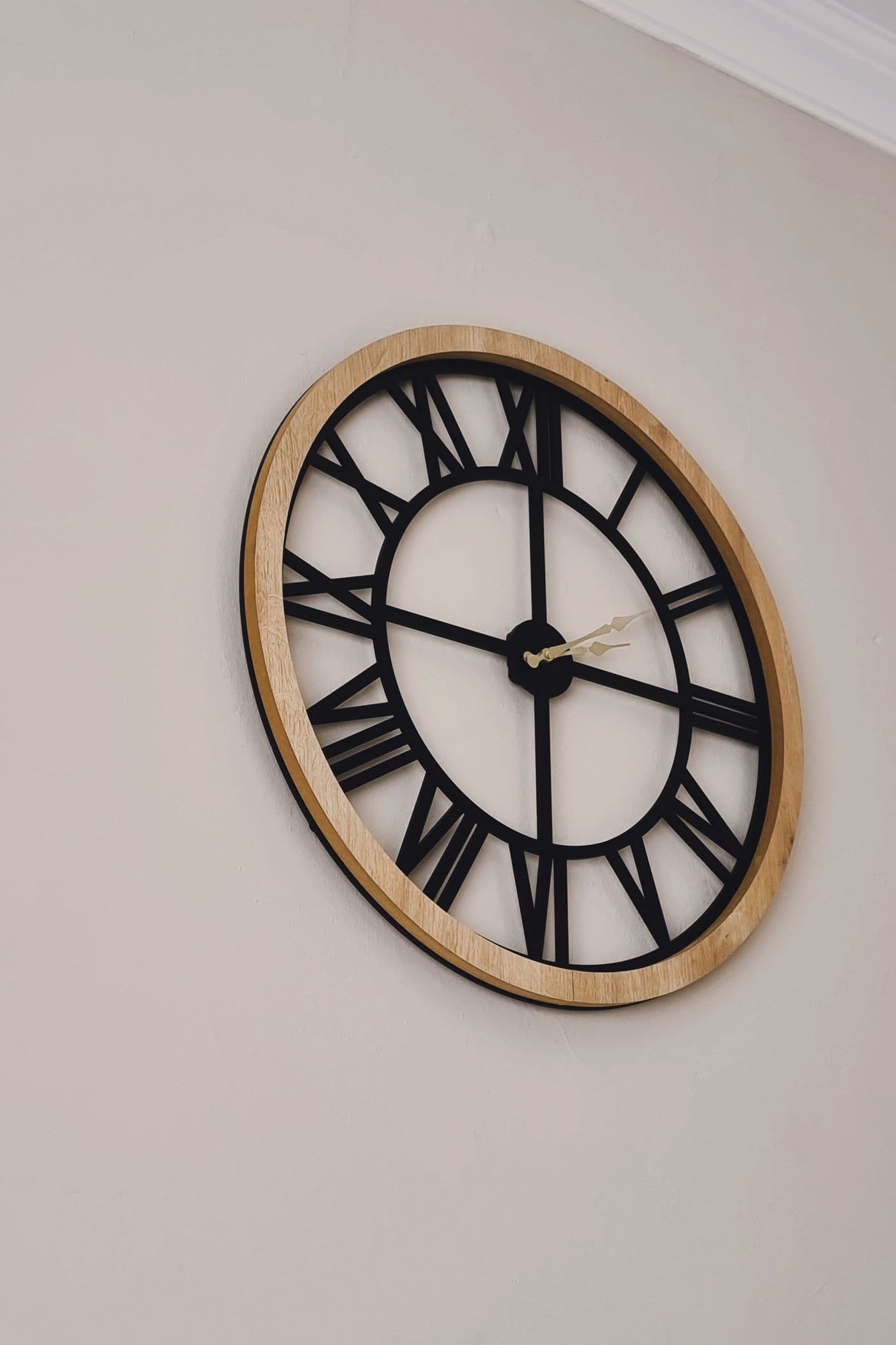 Silent Oak Wall Clock, 14 in